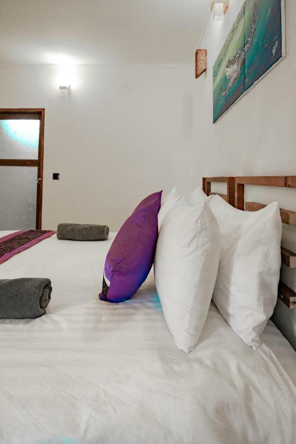 Rasdhoo Stay 中国酒店 中国餐厅 Vx Gsundindi Exteriör bild